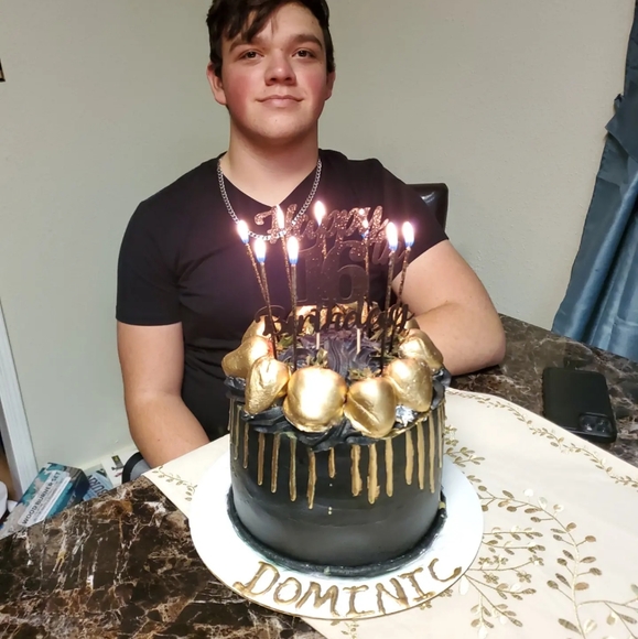 Meet your Posher, Jessica - Picture 6 of 6